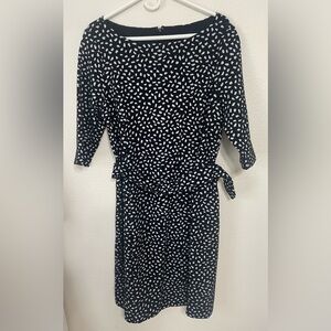 Ann Taylor Black and White Long Sleeve Dress Size 14